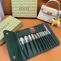 gucci  化妝刷羊毛散粉刷修容刷腮紅刷粉底刷全套禮盒裝