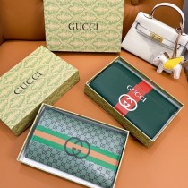 gucci  化妝刷羊毛散粉刷修容刷腮紅刷粉底刷全套禮盒裝